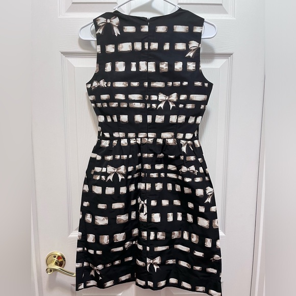 Red Valentino Ribbon and Bow fit flare dress Size 38 or 8 - Picture 3 of 8